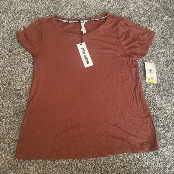 NWT Steve Madden ribbed tee-medium - Picture 1 of 3